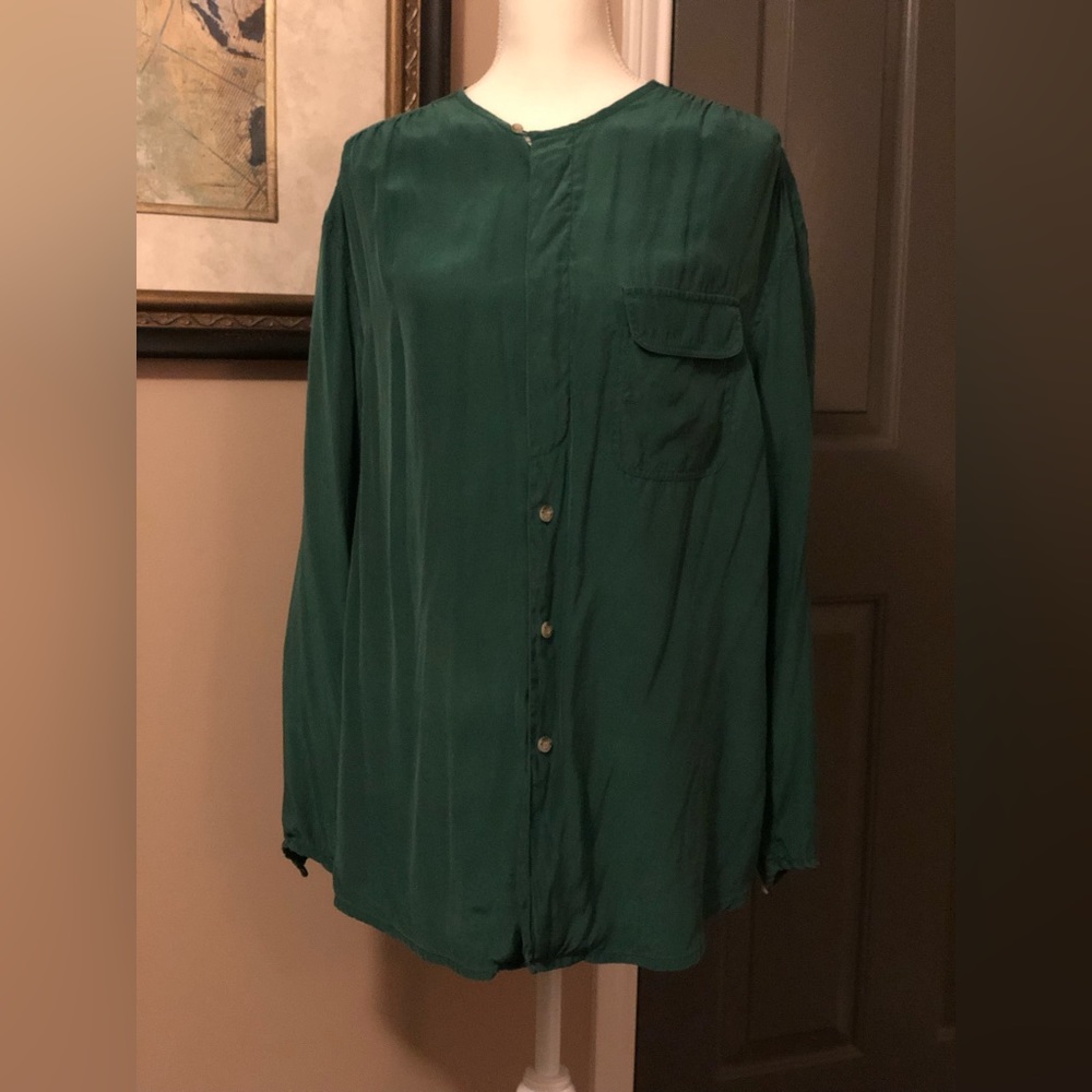 Vintage Kriss Kross Blouse 100% Silk  Hunter Green Long Sleeved Size Large